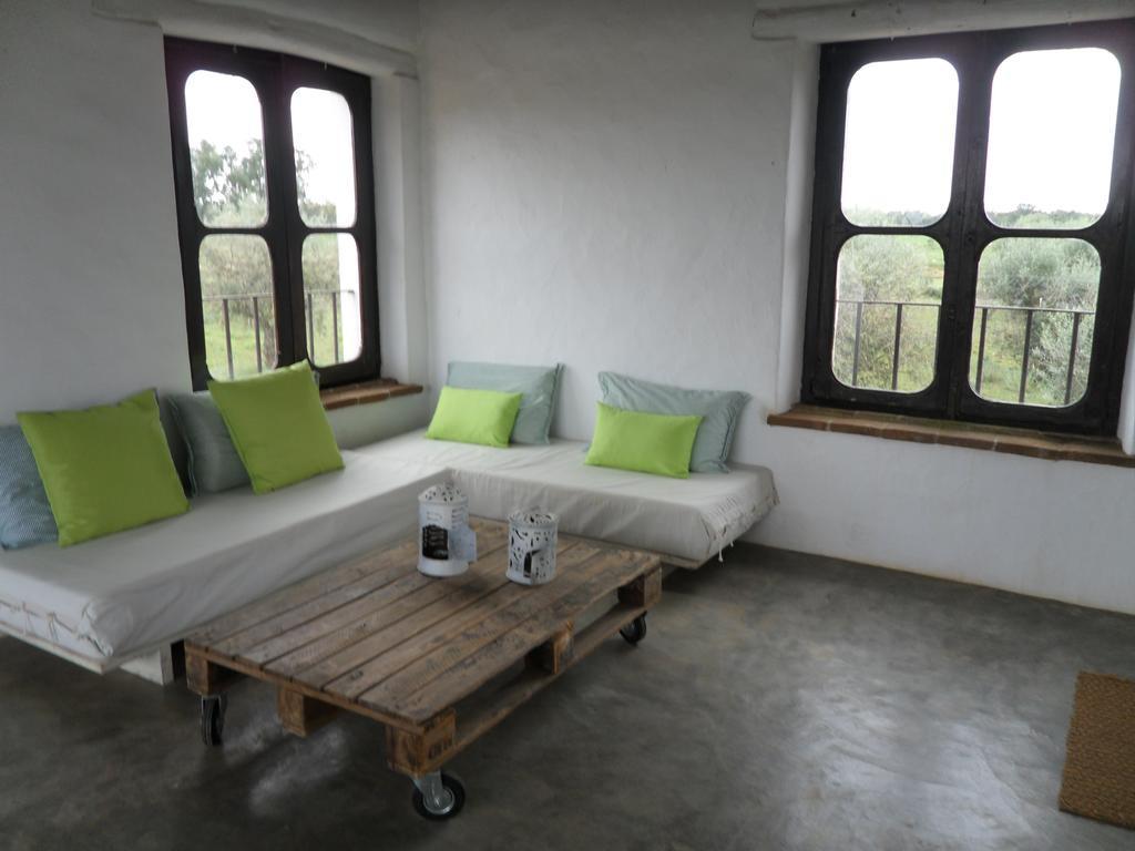 Monte Da Fornalha Bed and Breakfast Borba Habitación foto